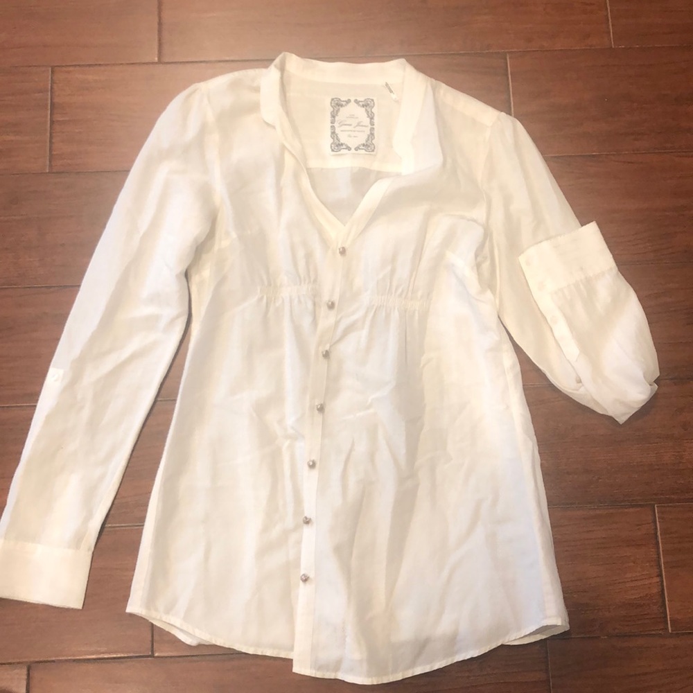 Guess jeans blouse.
